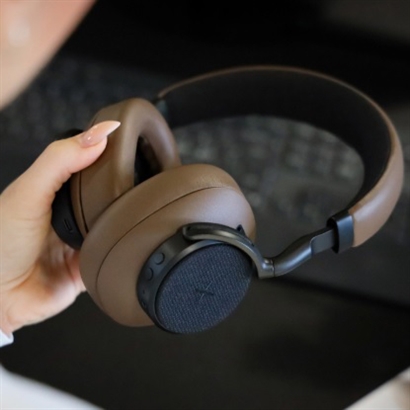 SACKit Touch 410 hörlurar - 3 färger - Rekommenderat pris 1.999,-